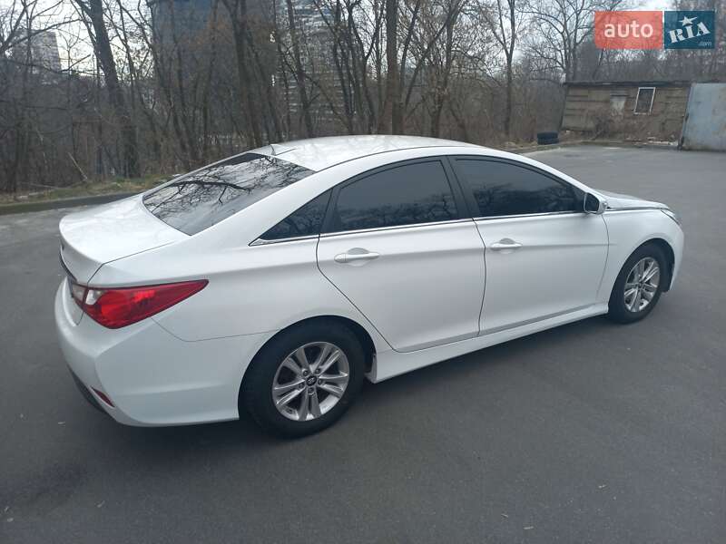 Седан Hyundai Sonata 2013 в Киеве