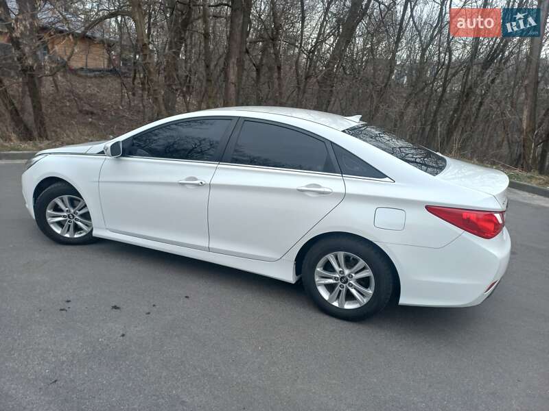 Седан Hyundai Sonata 2013 в Киеве