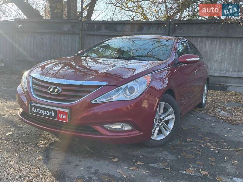 Седан Hyundai Sonata 2014 в 
