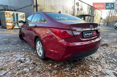 Седан Hyundai Sonata 2014 в 