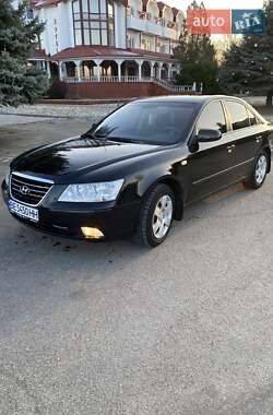 Седан Hyundai Sonata 2008 в Южноукраинске