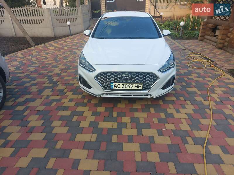 Седан Hyundai Sonata 2017 в Луцке фото 4 Седан Hyundai Sonata 2017 в Луцке