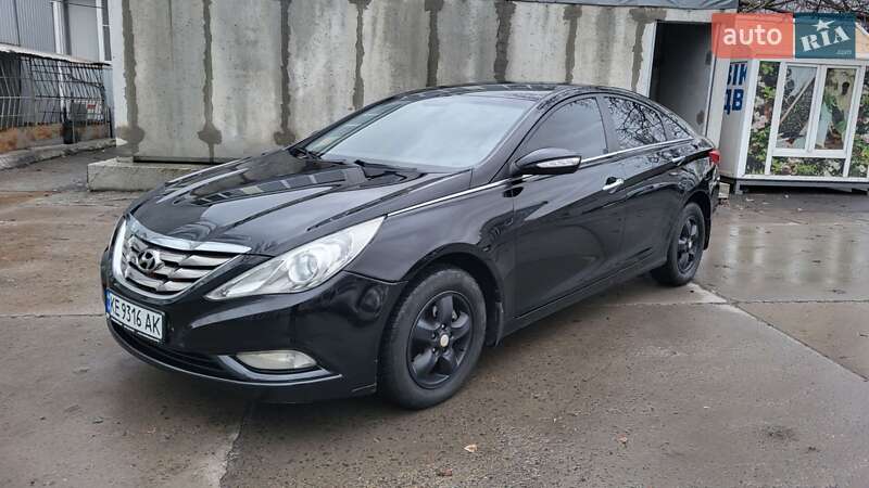 Седан Hyundai Sonata 2010 в Кривом Роге