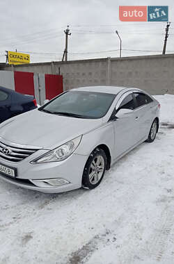 Седан Hyundai Sonata 2014 в Вышгороде