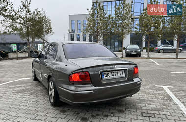 Седан Hyundai Sonata 2004 в 