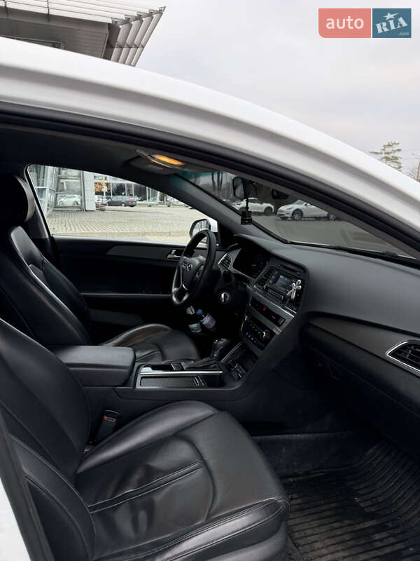 Седан Hyundai Sonata 2015 в Днепре