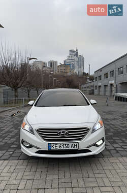 Седан Hyundai Sonata 2015 в Днепре