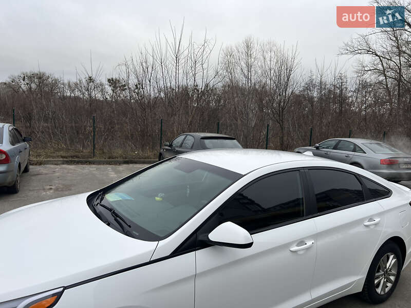 Седан Hyundai Sonata 2016 в Сумах