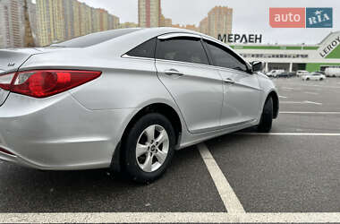 Седан Hyundai Sonata 2014 в 