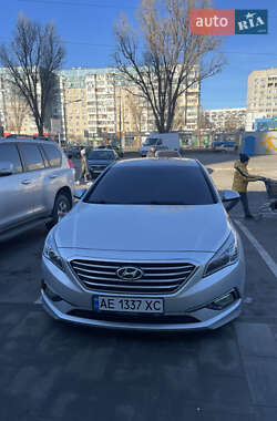 Седан Hyundai Sonata 2015 в Дніпрі