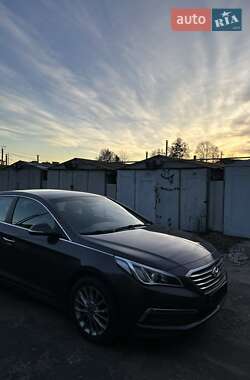 Седан Hyundai Sonata 2016 в Киеве