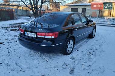 Седан Hyundai Sonata 2009 в Краснограді