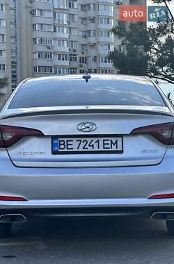 Седан Hyundai Sonata 2016 в Николаеве