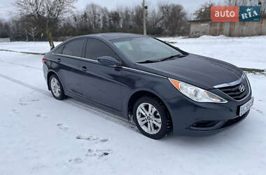 Седан Hyundai Sonata 2011 в Остроге