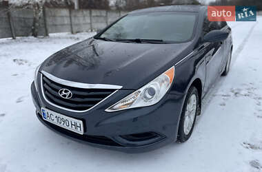 Седан Hyundai Sonata 2011 в Остроге