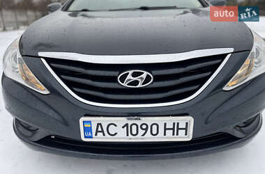 Седан Hyundai Sonata 2011 в Остроге