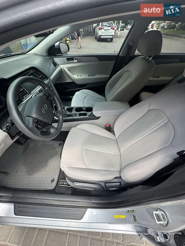 Седан Hyundai Sonata 2016 в Одессе