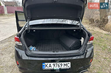 Седан Hyundai Sonata 2017 в 