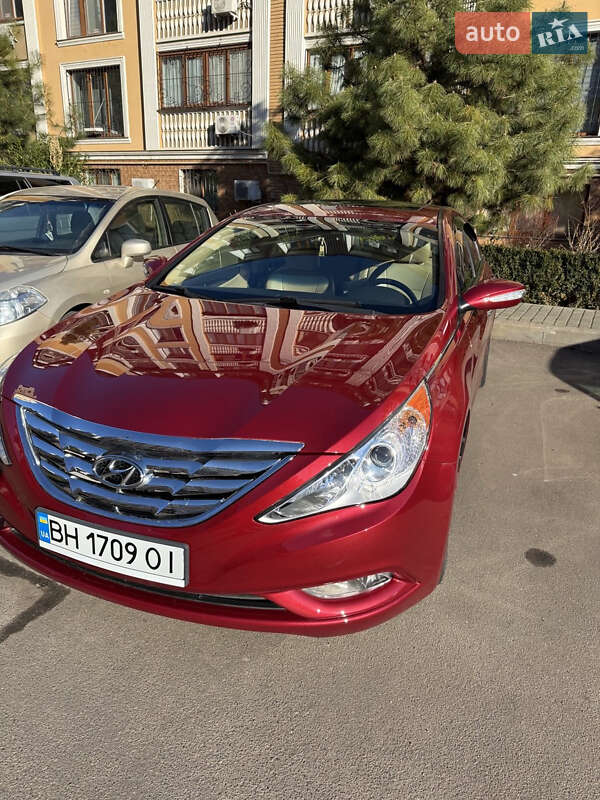 Седан Hyundai Sonata 2014 в 