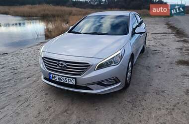 Седан Hyundai Sonata 2016 в Новомосковську