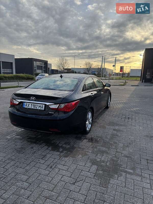 Седан Hyundai Sonata 2013 в Харькове фото 5 Седан Hyundai Sonata 2013 в Харькове