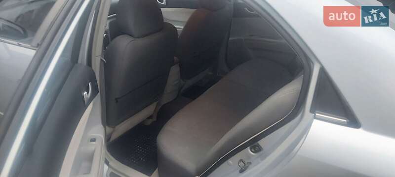 Седан Hyundai Sonata 2006 в Балаклее