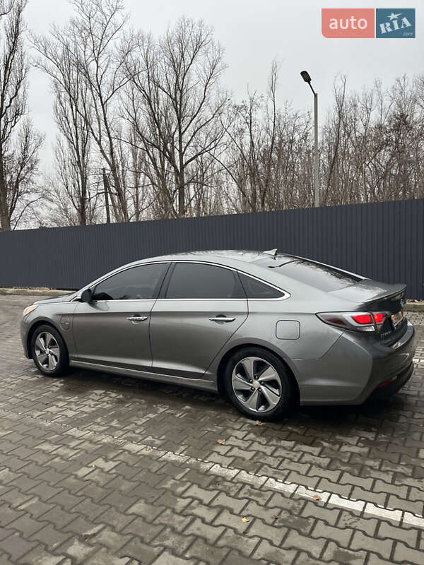 Седан Hyundai Sonata 2016 в Рівному