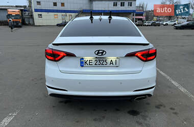 Седан Hyundai Sonata 2015 в Кривому Розі