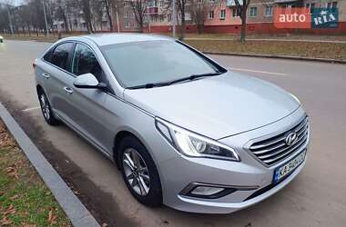 Седан Hyundai Sonata 2015 в Чернігові