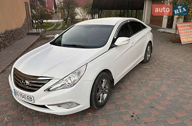 Седан Hyundai Sonata 2013 в Бучаче