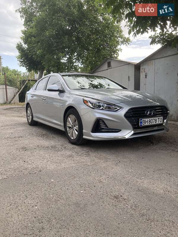 Седан Hyundai Sonata 2018 в Одессе