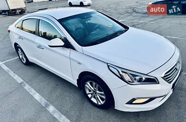 Седан Hyundai Sonata 2015 в Киеве