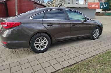 Седан Hyundai Sonata 2015 в Самборі