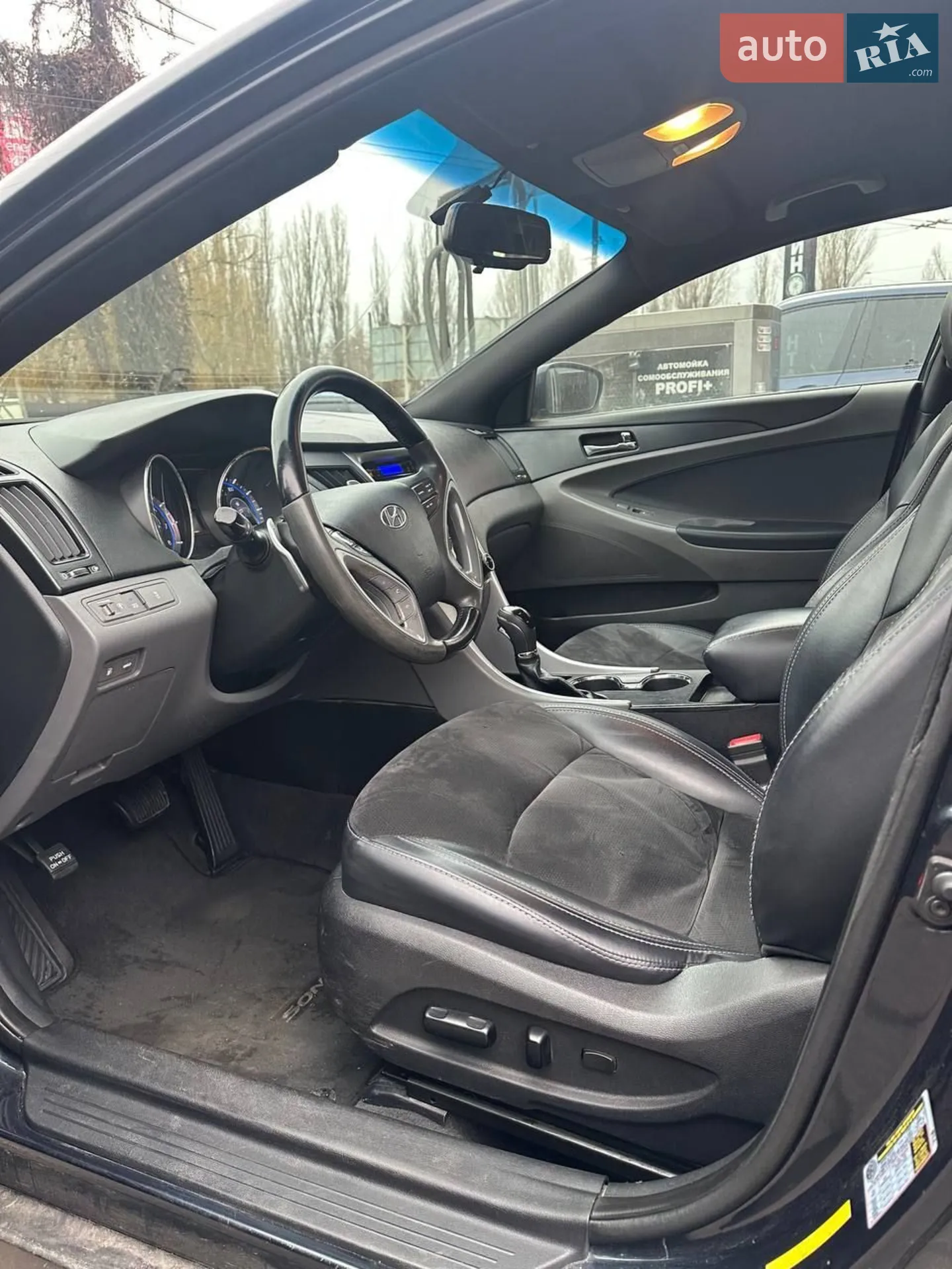 2011 Hyundai Sonata - мініатюра 17