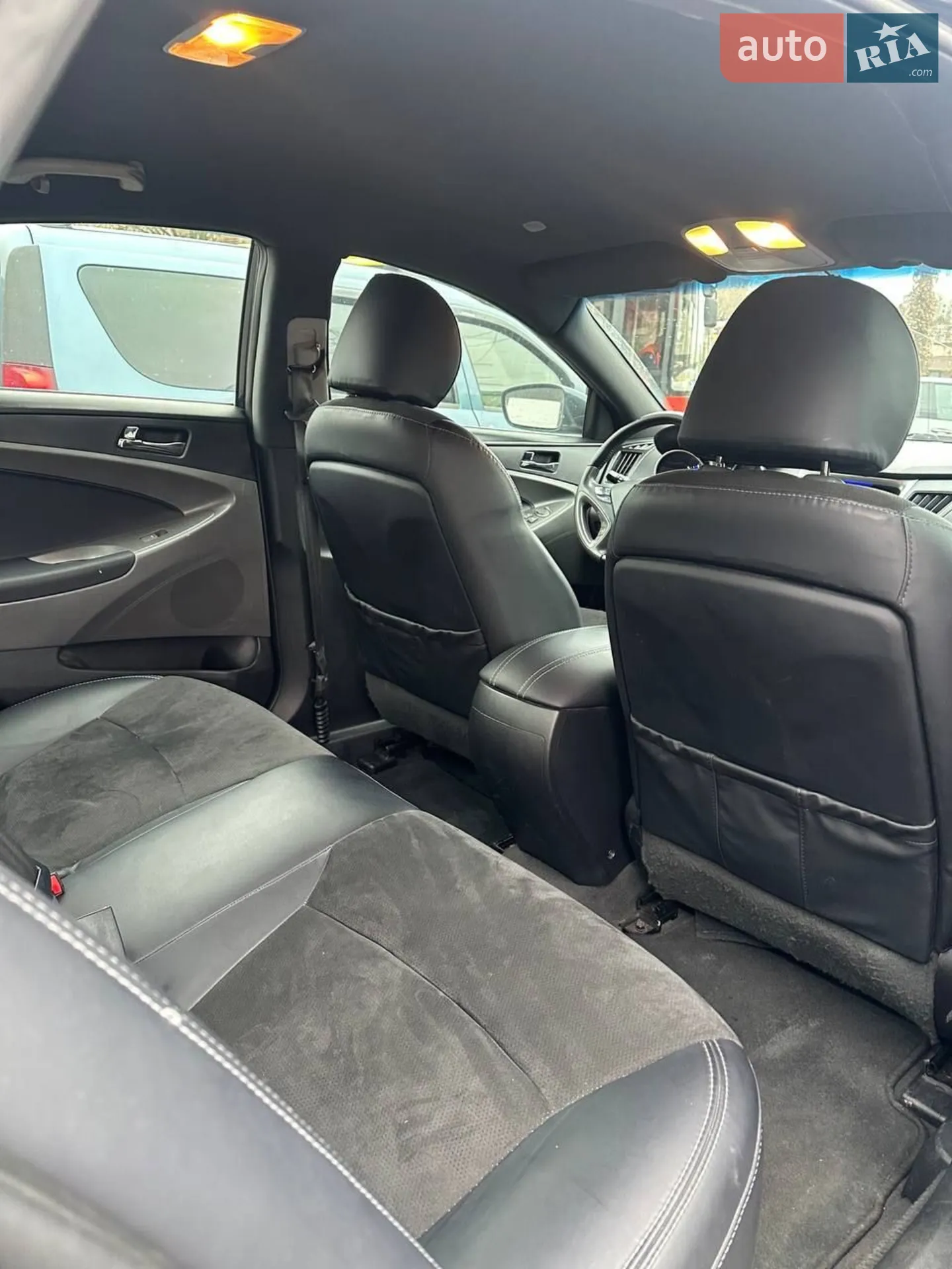 2011 Hyundai Sonata - мініатюра 21