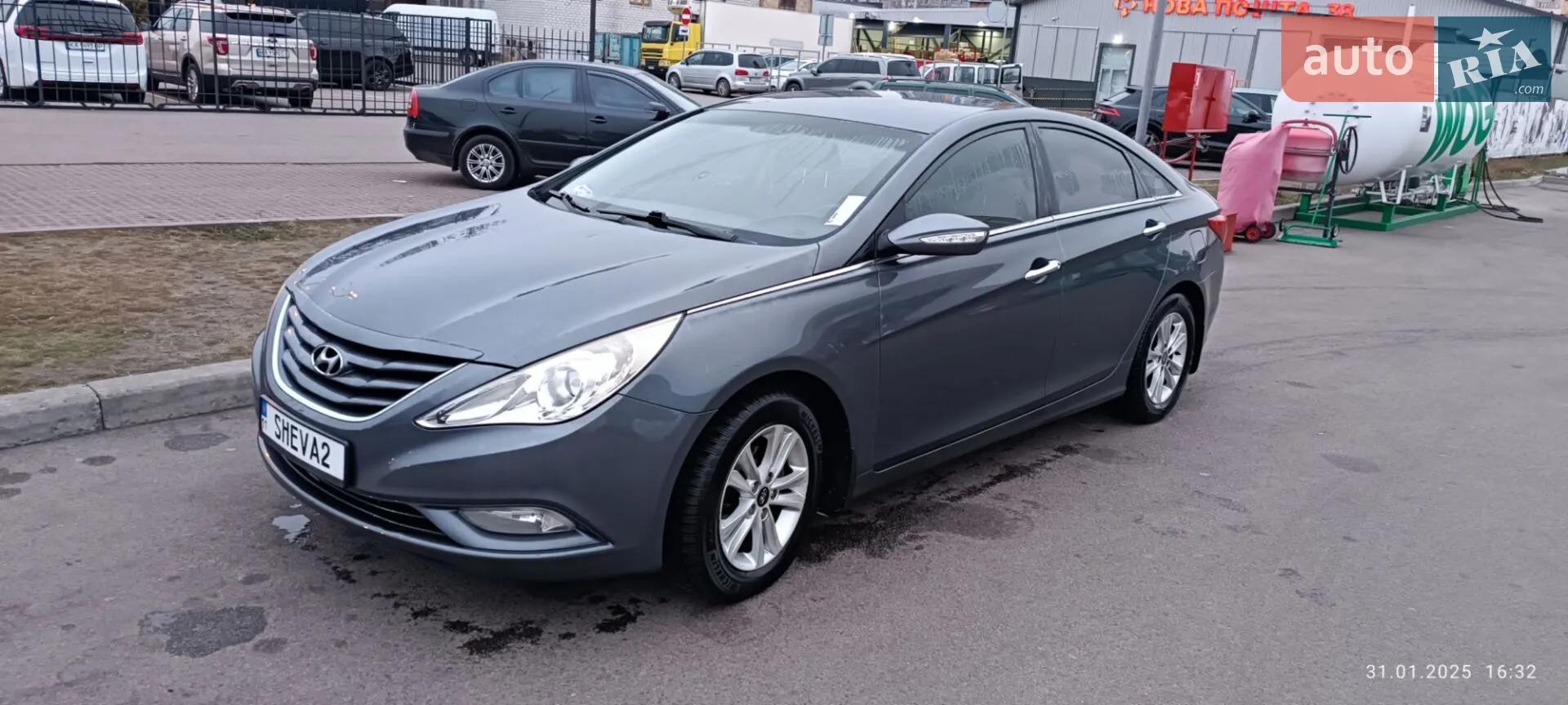 2010 Hyundai Sonata - мініатюра 12