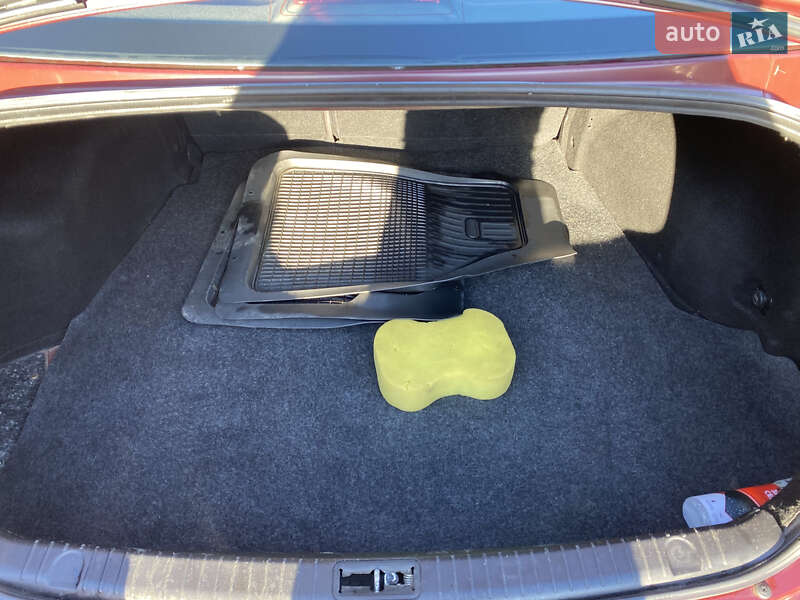 Седан Hyundai Sonata 2010 в Івано-Франківську