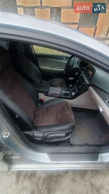 Седан Hyundai Sonata 2016 в Дніпрі