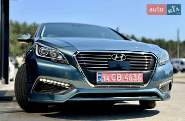 Седан Hyundai Sonata 2016 в Киеве