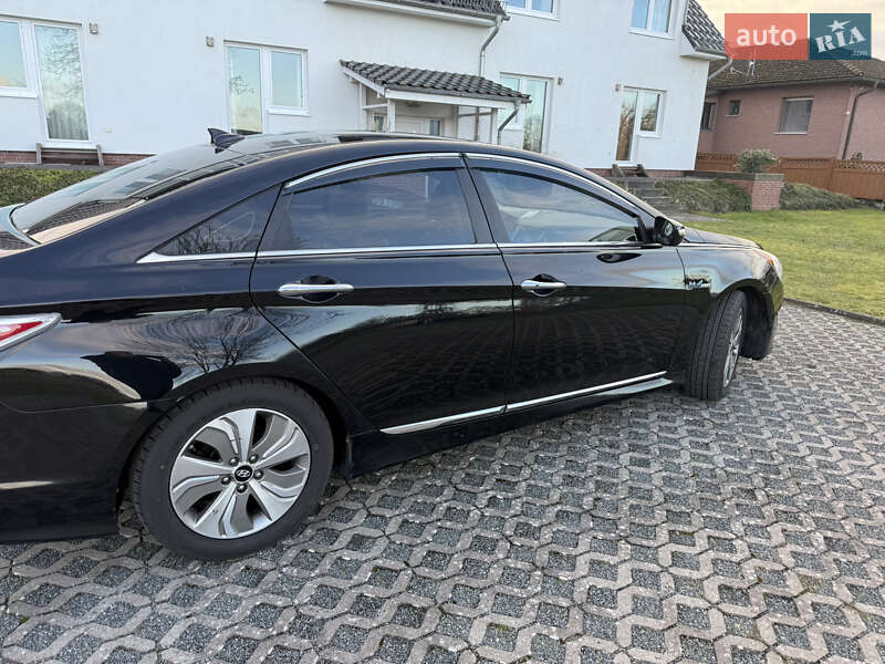 Седан Hyundai Sonata 2013 в Киеве