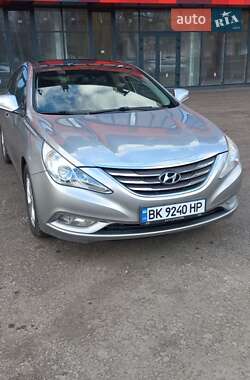 Седан Hyundai Sonata 2011 в Ровно