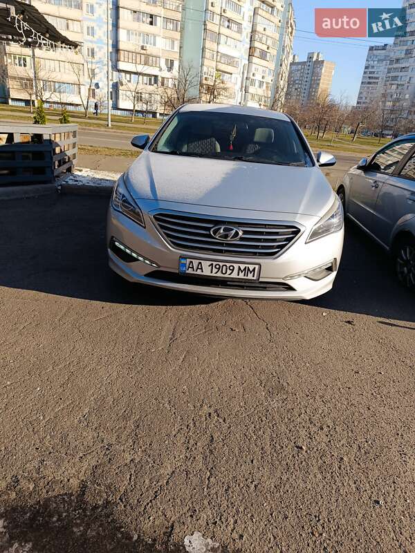 Седан Hyundai Sonata 2015 в Києві