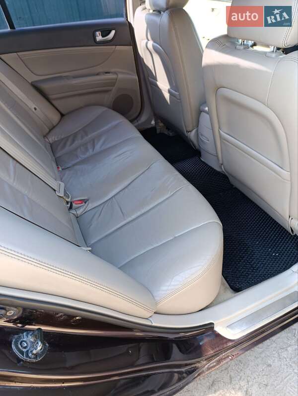 Седан Hyundai Sonata 2005 в Котельве