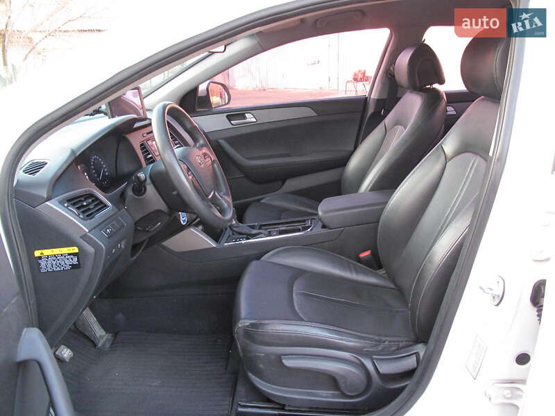 Седан Hyundai Sonata 2016 в Києві