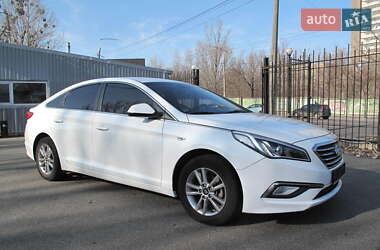 Седан Hyundai Sonata 2016 в Киеве