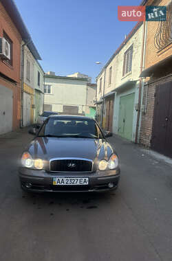 Седан Hyundai Sonata 2004 в Києві