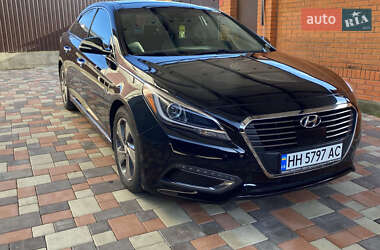 Седан Hyundai Sonata 2015 в Измаиле