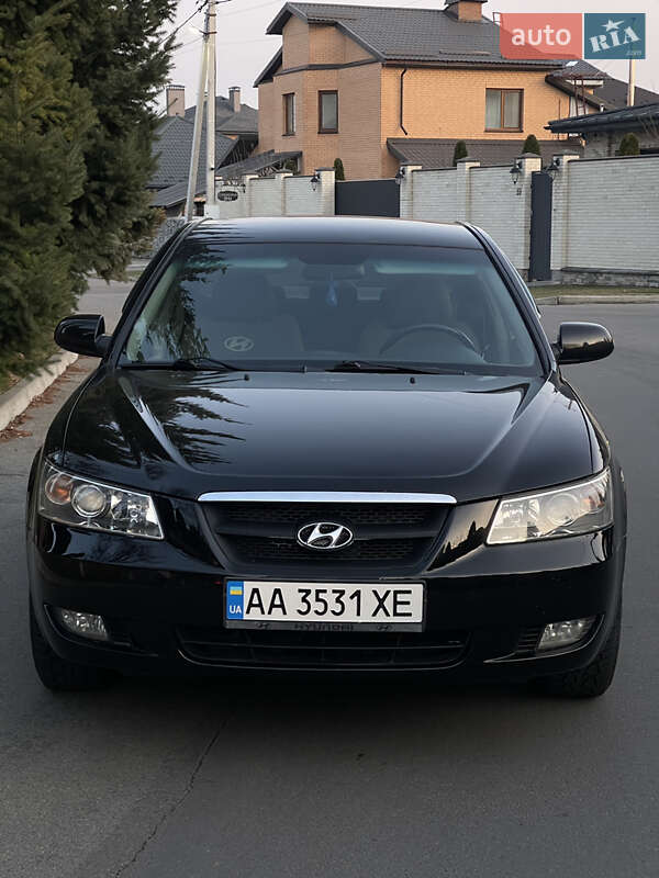 Седан Hyundai Sonata 2005 в Киеве