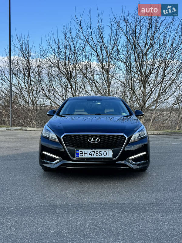 Седан Hyundai Sonata 2016 в Одессе