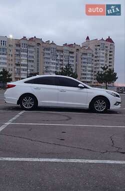 Седан Hyundai Sonata 2015 в Николаеве